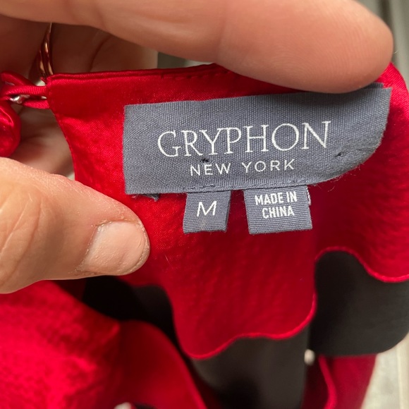 Gryphon red silk dress with short underskirt. Divine - Picture 6 of 8